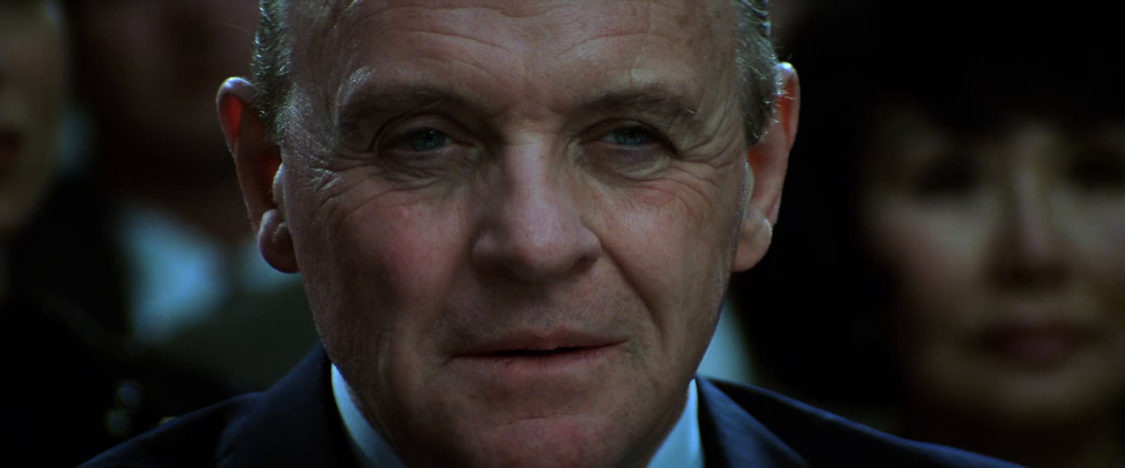 Red Dragon film still at 00:02:01.331