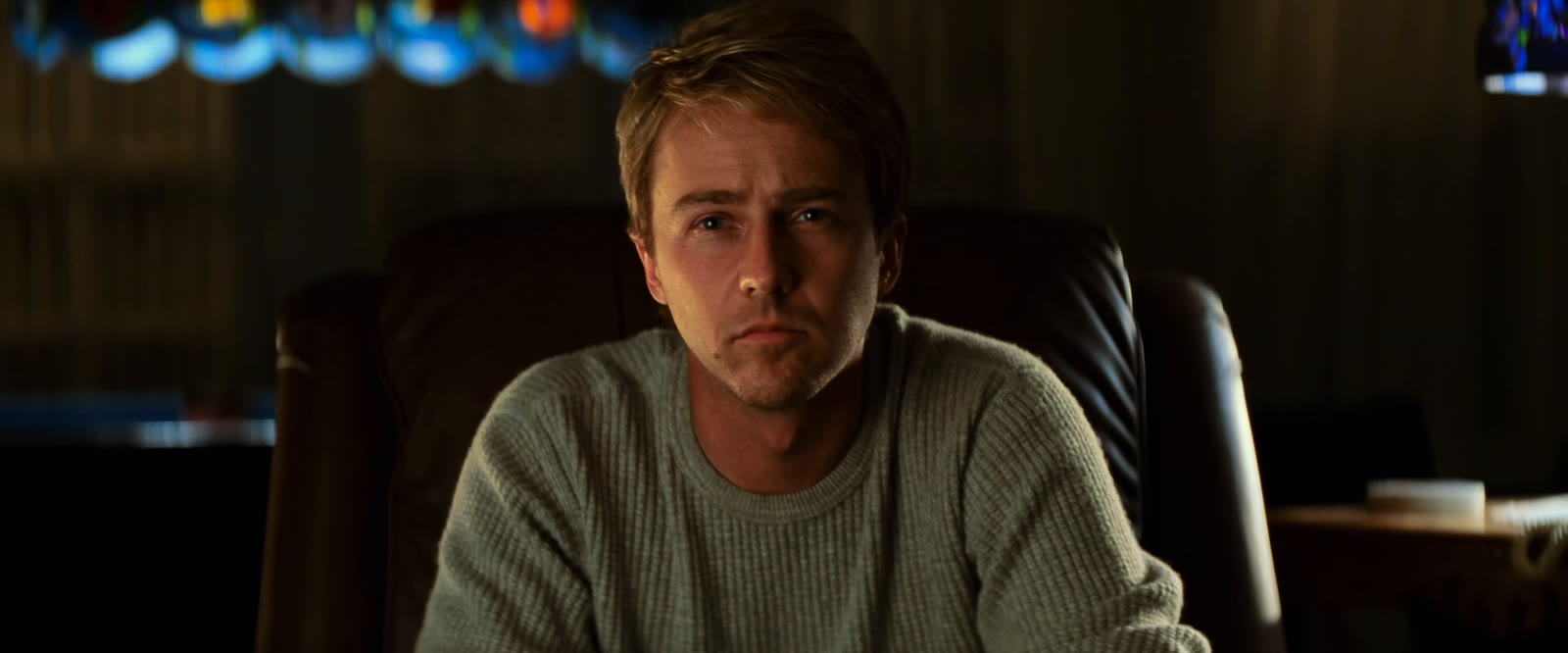 Red Dragon (2002) still at 00:37:55.488