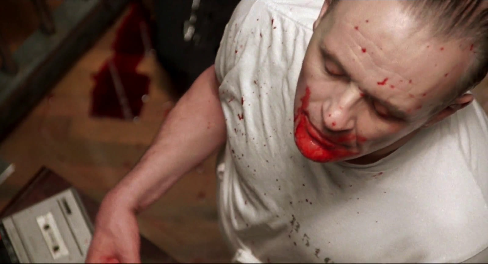 The Silence of the Lambs (1991) still at 01:17:48.924